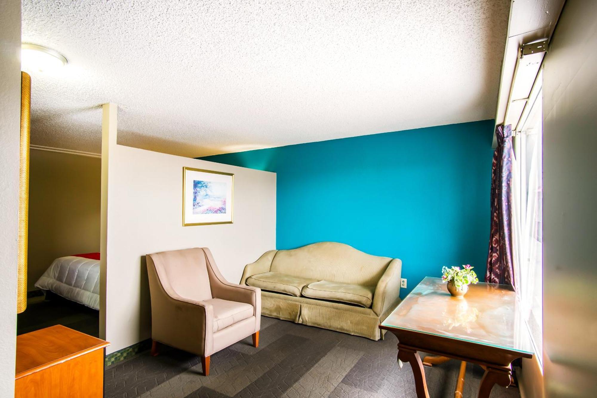 Oyo Hotel Hutchinson West 4Th Ave Εξωτερικό φωτογραφία