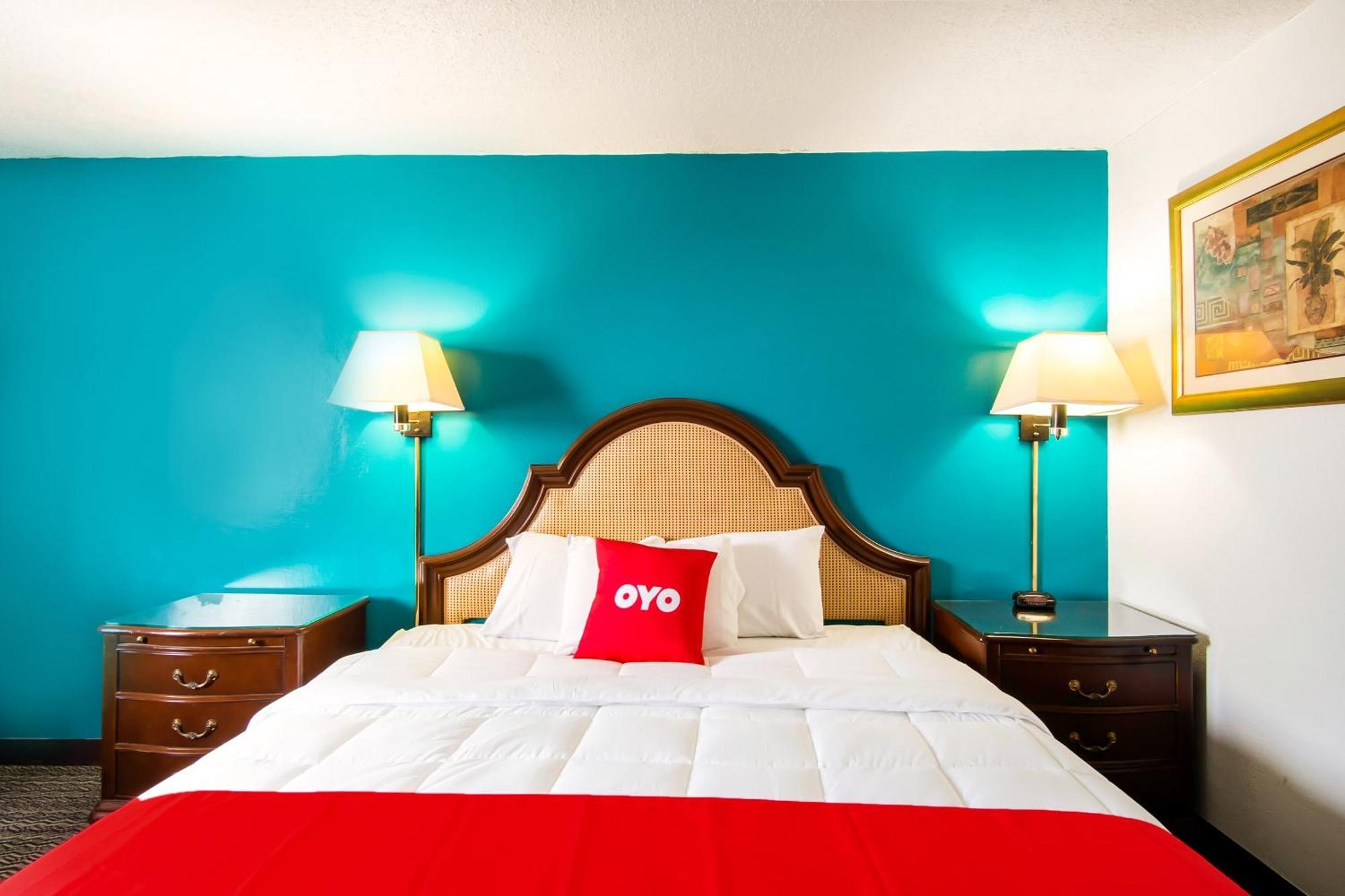 Oyo Hotel Hutchinson West 4Th Ave Εξωτερικό φωτογραφία