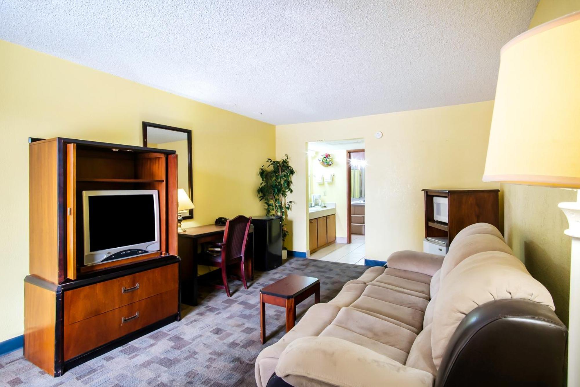 Oyo Hotel Hutchinson West 4Th Ave Εξωτερικό φωτογραφία