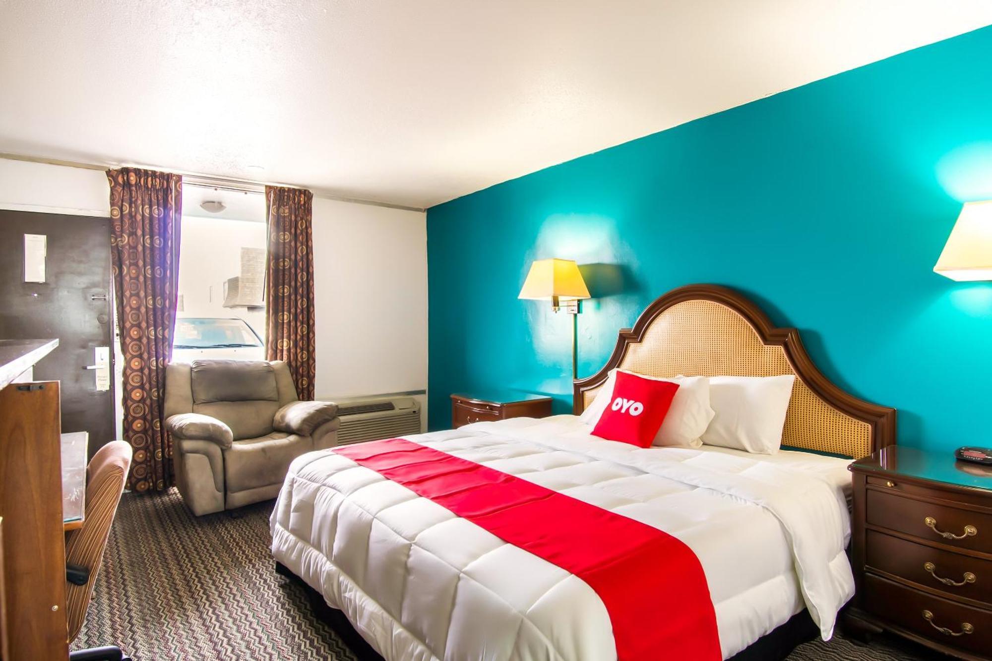 Oyo Hotel Hutchinson West 4Th Ave Εξωτερικό φωτογραφία