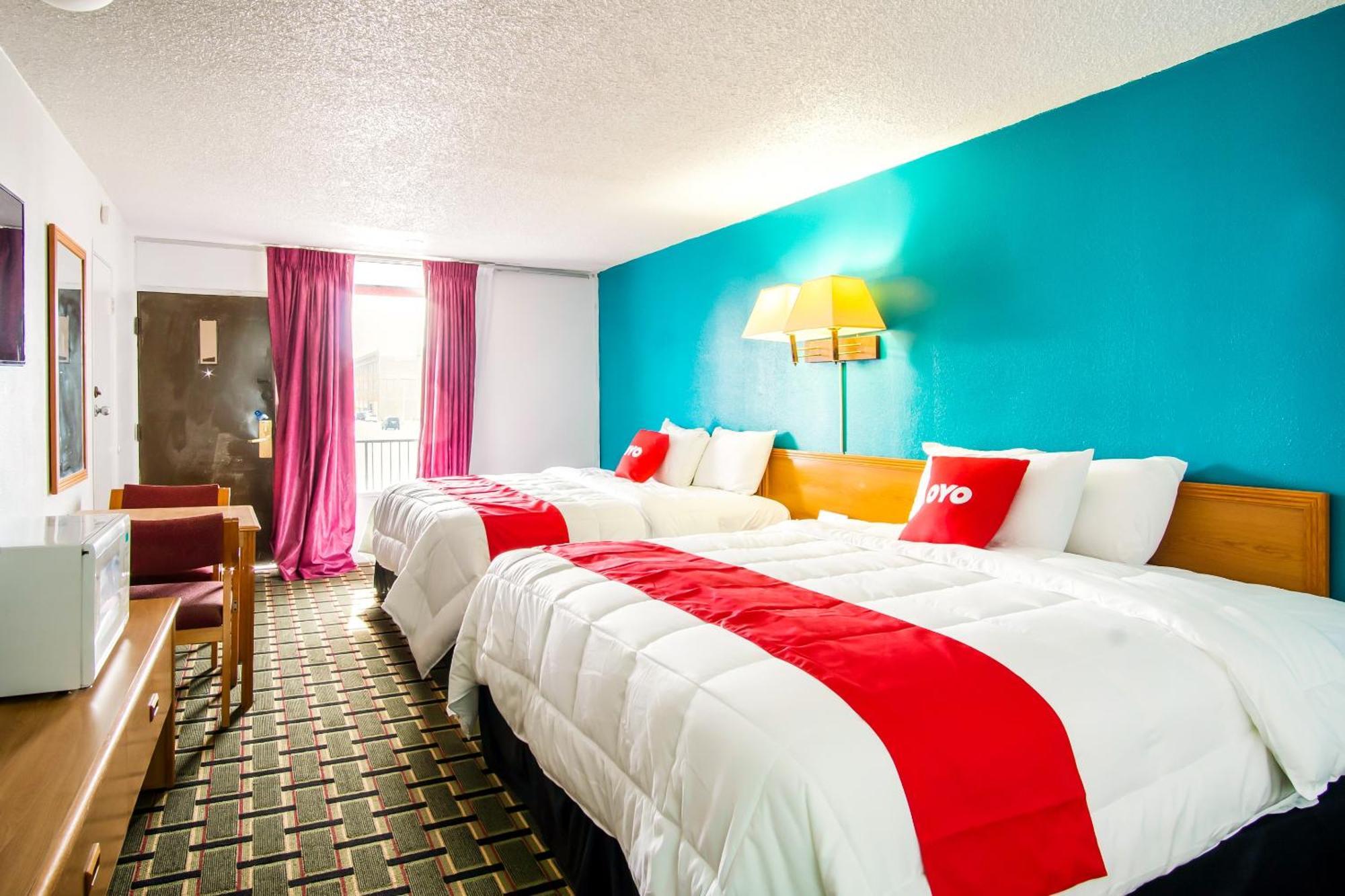 Oyo Hotel Hutchinson West 4Th Ave Εξωτερικό φωτογραφία